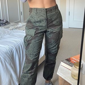 Vintage stonewashed camo surplus pant
